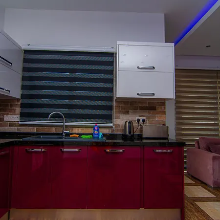 Apartament Metin Holiday *