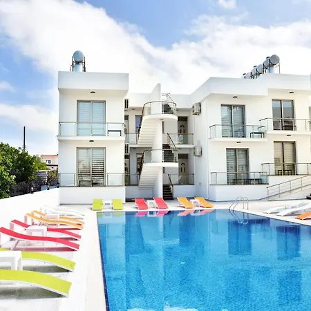 Metin Holiday * Kyrenia (Northern Cyprus)