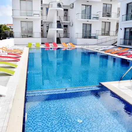 Apartament Metin Holiday *